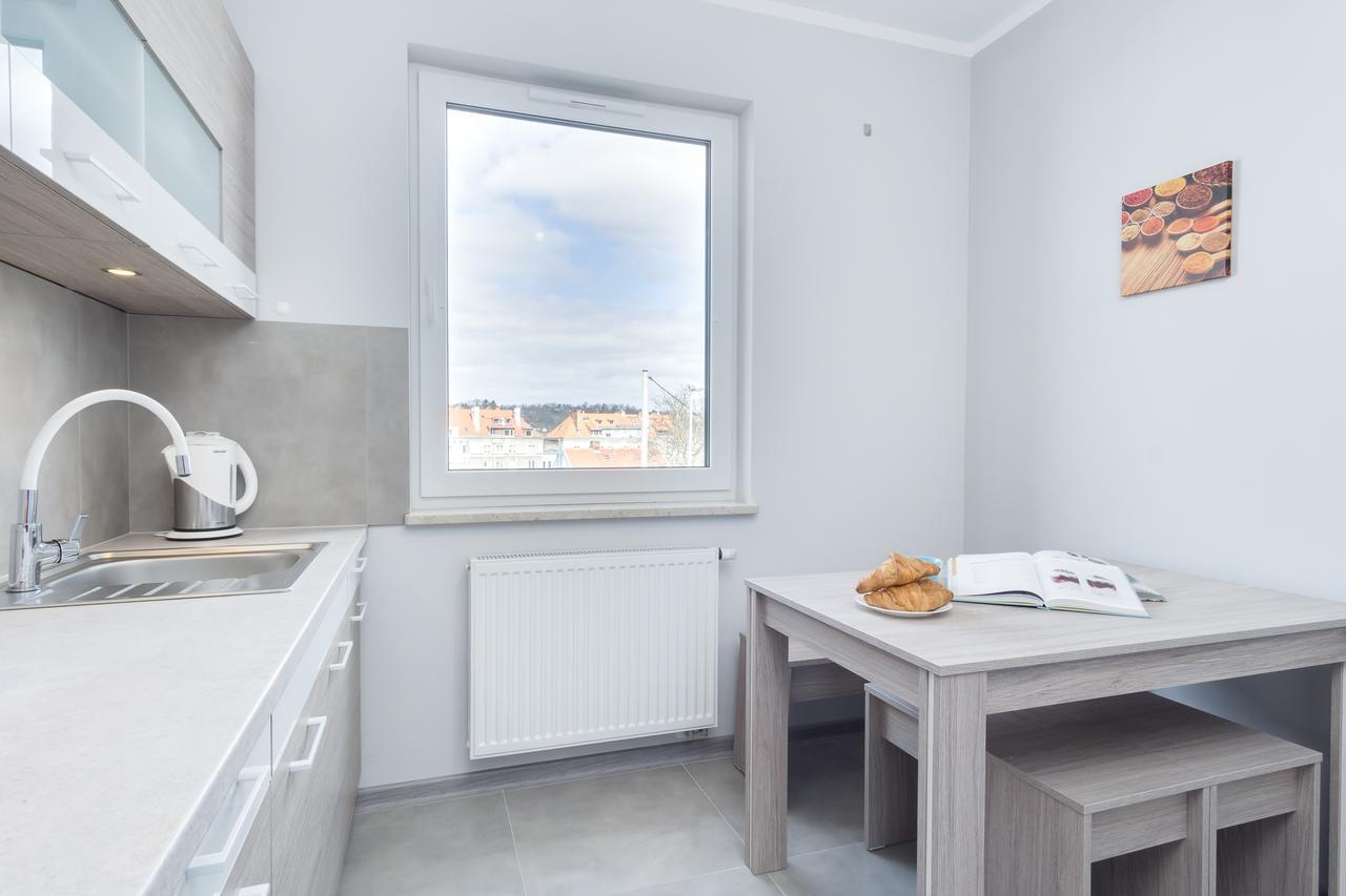 Elite Apartments Family City Center Гданьск Экстерьер фото